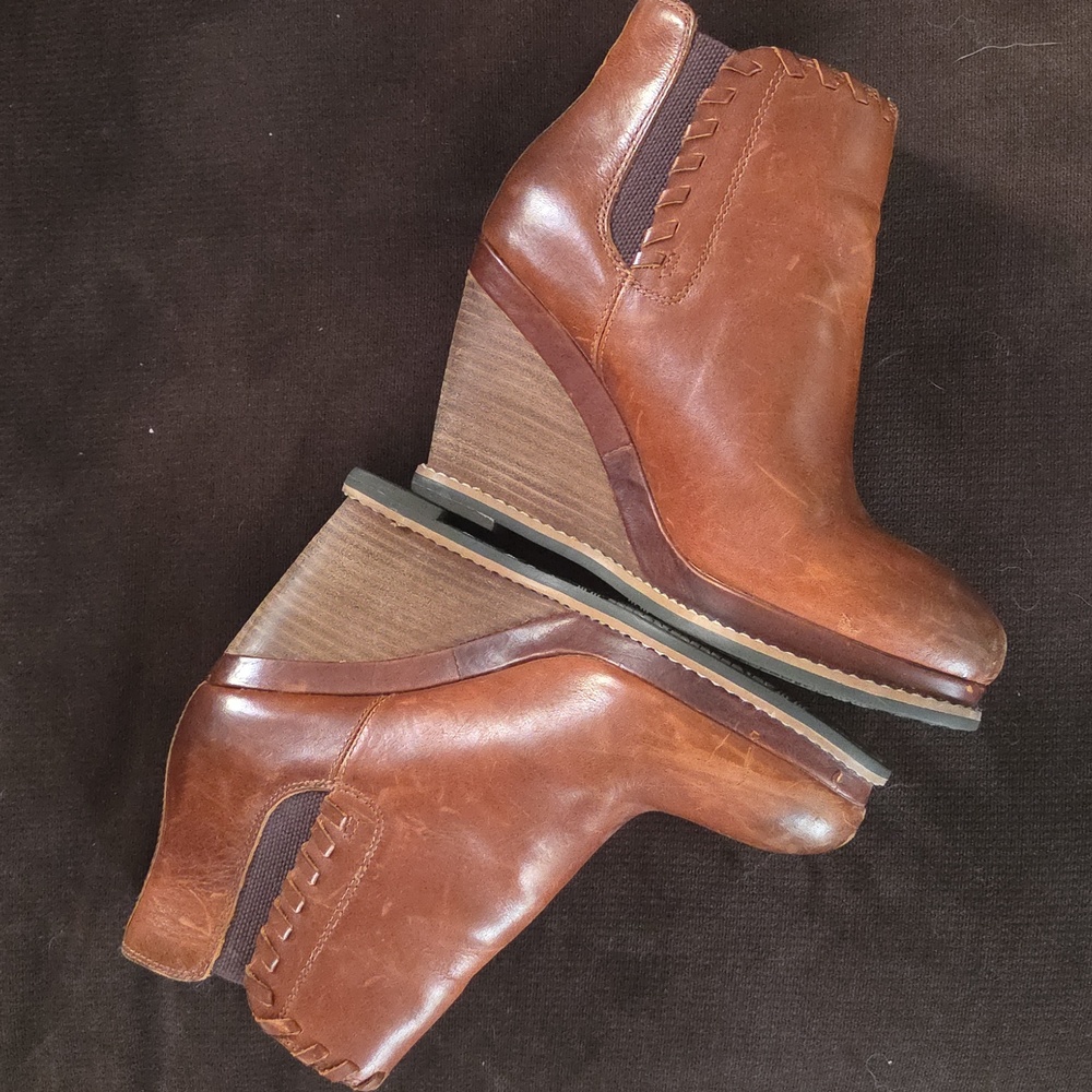 Ariat Belle Western Wedge Bootie Leather Boots | Women’s Size 7 - Picture 2 of 5